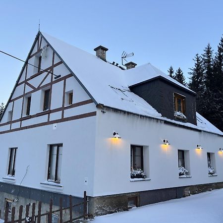 Wolf House Klinovec Hotel Loučná pod Klínovcem Kültér fotó