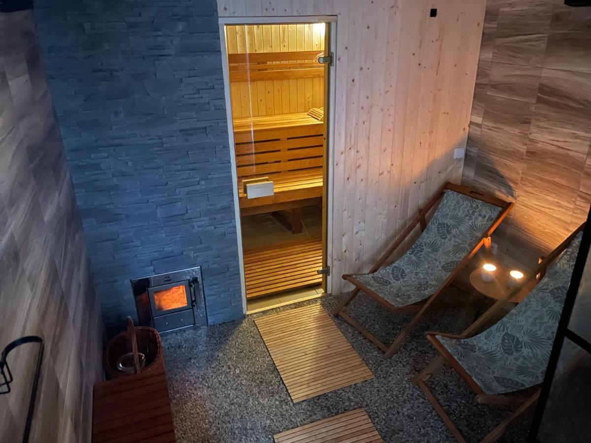 Wolf House Klinovec Hotel Loučná pod Klínovcem Kültér fotó